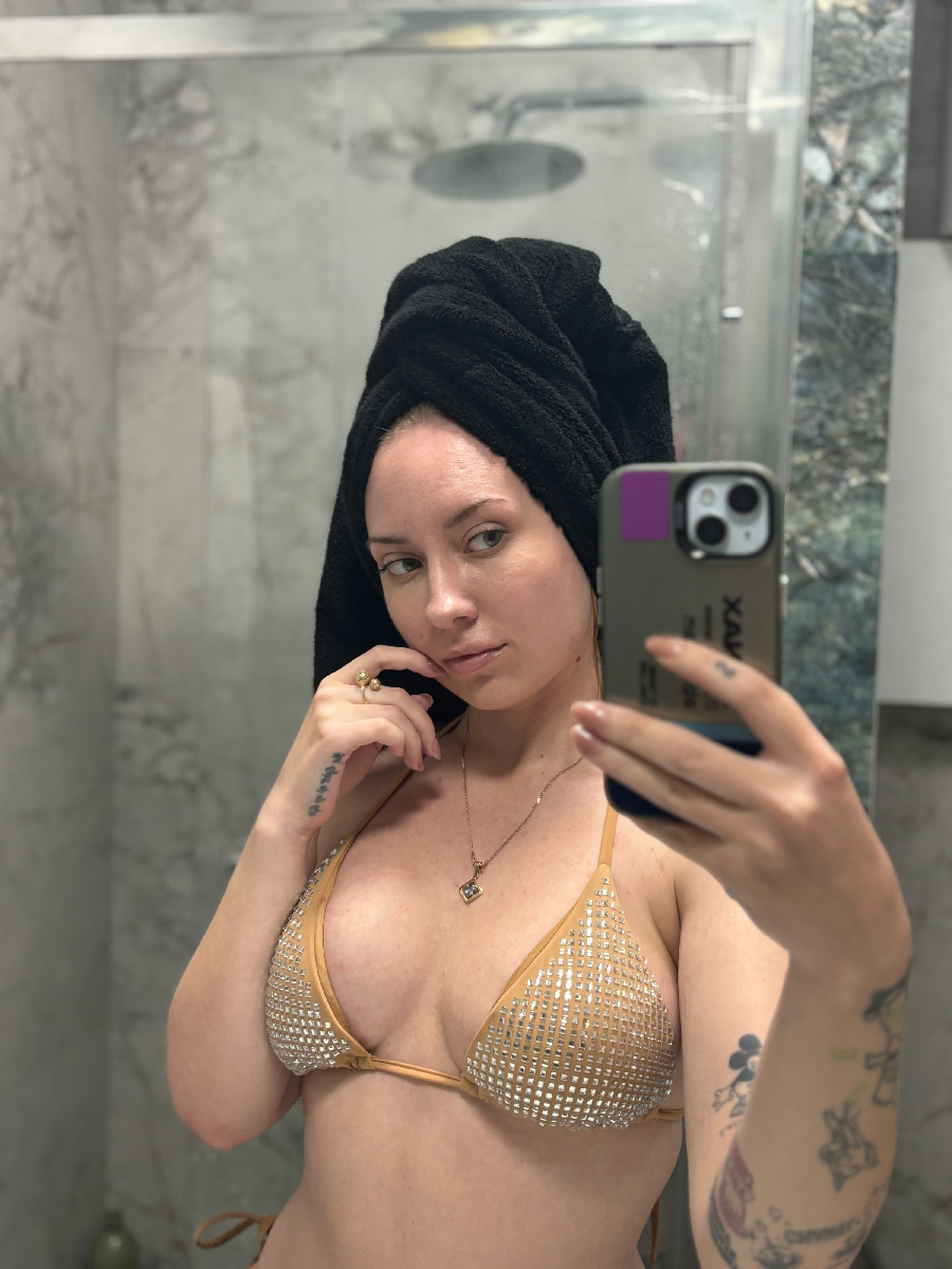 Nude girl KateV in Cochin