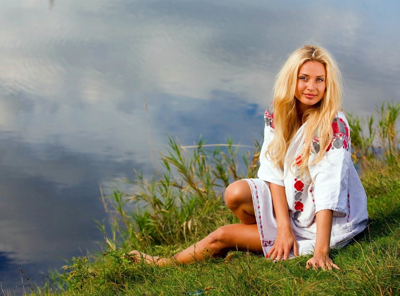 Sexy girl Slavic girls in Cochin