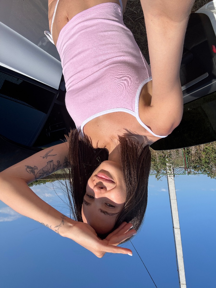 Sexy model Tina in Cochin